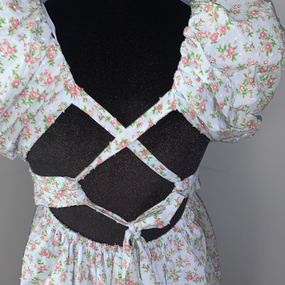 🆕- BeBop White Floral Puff Sleeve Mini Dress - Picture 7 of 12